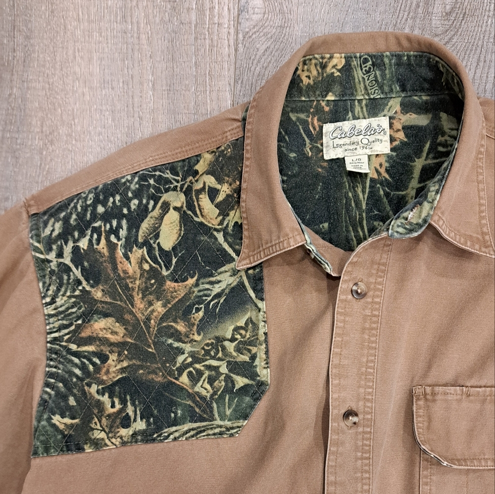 CABELA'S Tan Shooting Shirt - Picture 2 of 5
